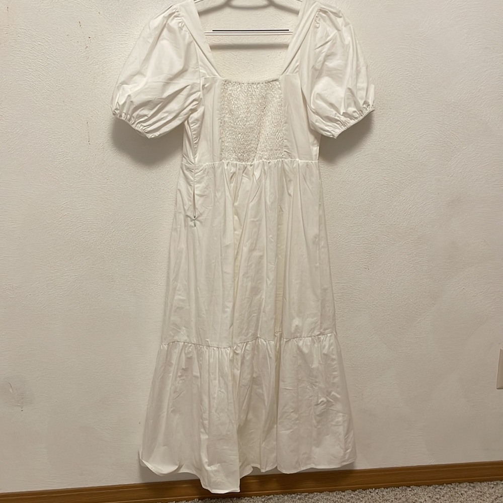 ASTR white dress size S 100% cotton